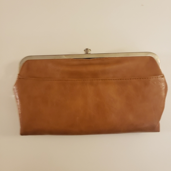 NWOT Wallet - Picture 1 of 7